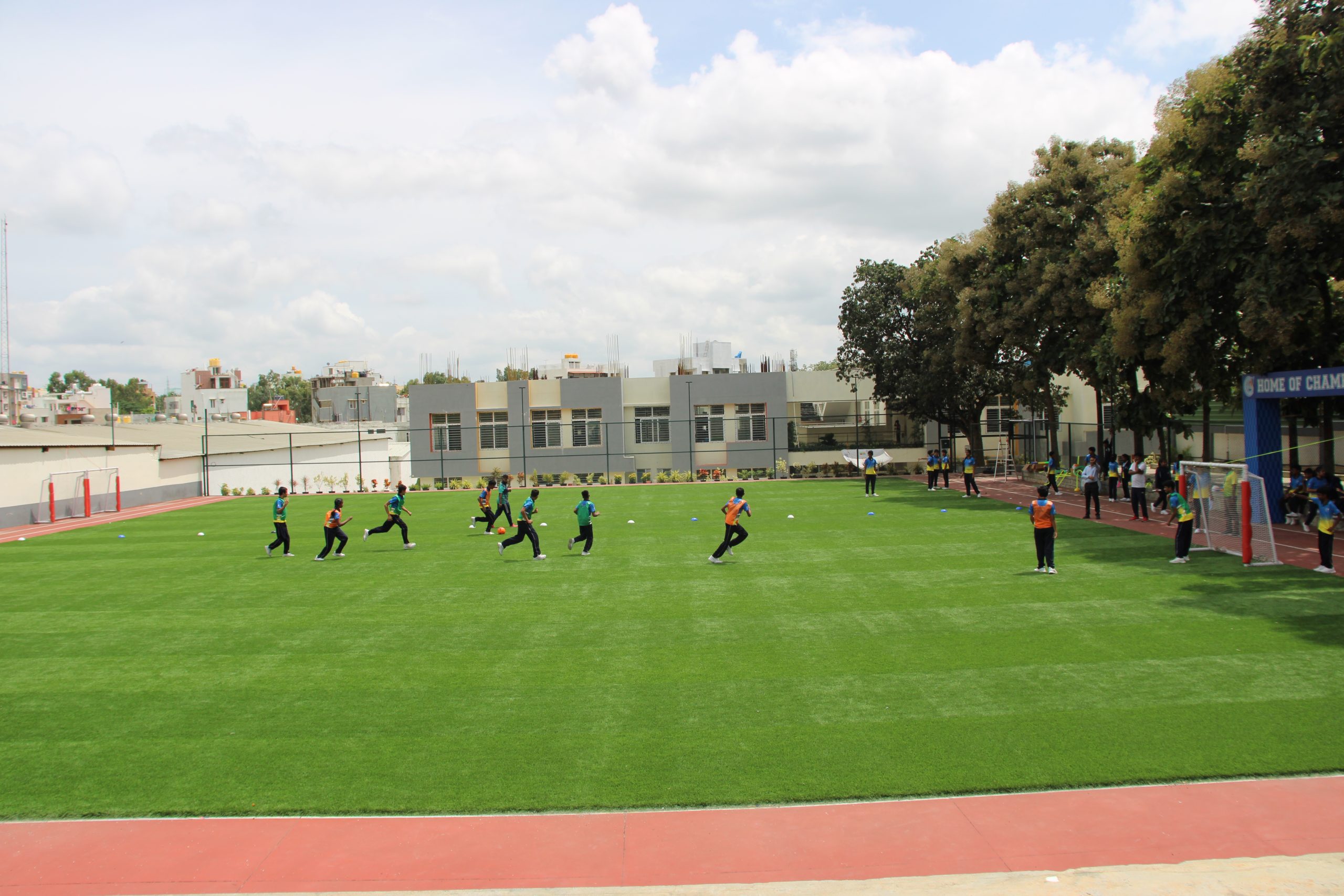 top 5 best schools in Perumbakkam